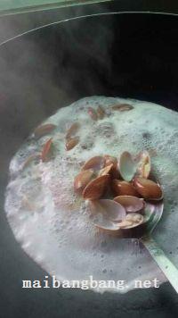 蒜蓉炒花甲的做法步骤3