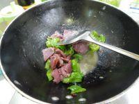 青椒炒酱牛肉的做法步骤11