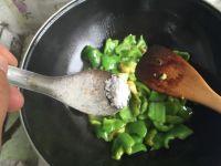 青椒炒鸡蛋的做法步骤11